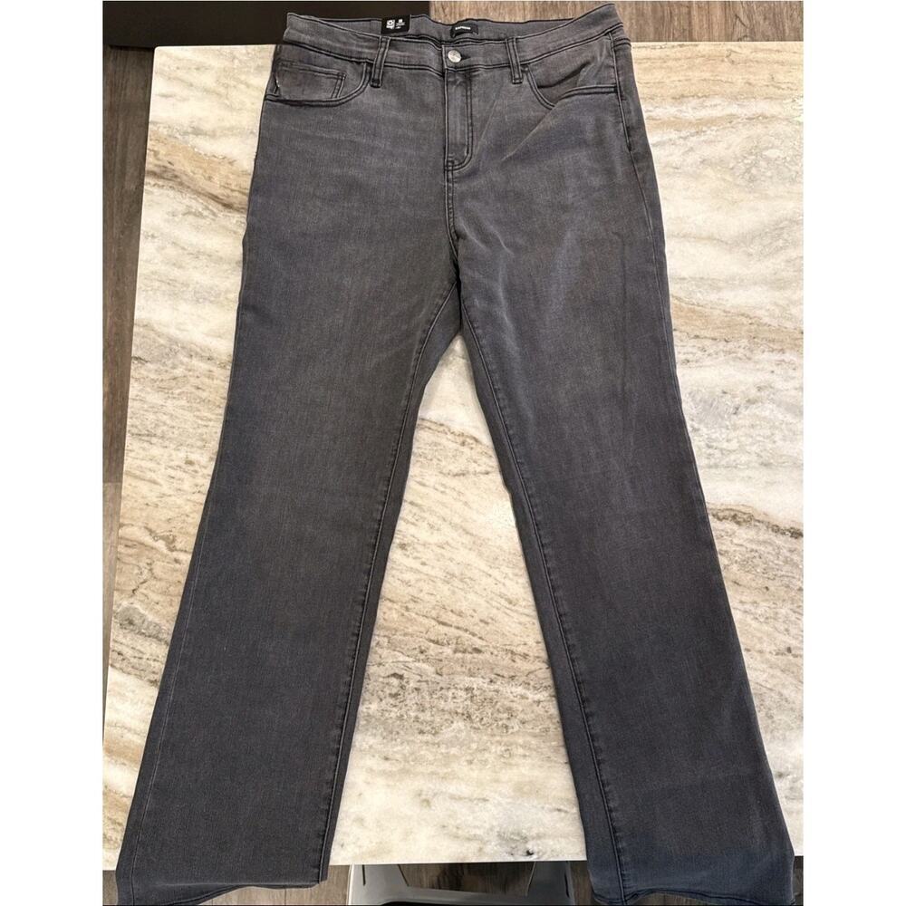 Express Jeans Lightweight Stretch Bootcut Women’s Black Wash - Picture 5 of 6